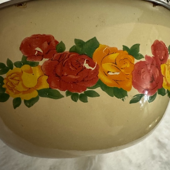 Floral Enamel Large Vintage Mixing Bowl Set Roses Floral Flower Cottagecore - Picture 4 of 13